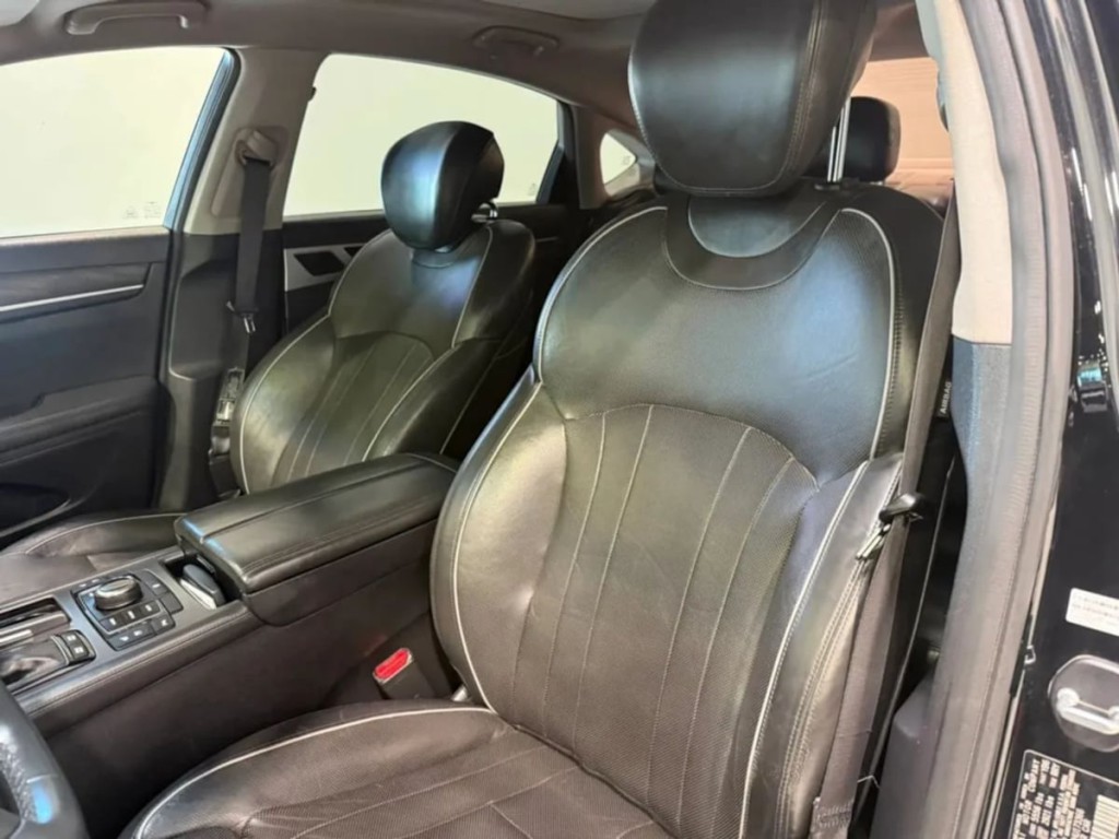 2017 Genesis G80 Image 22