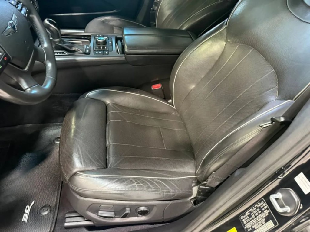 2017 Genesis G80 Image 23