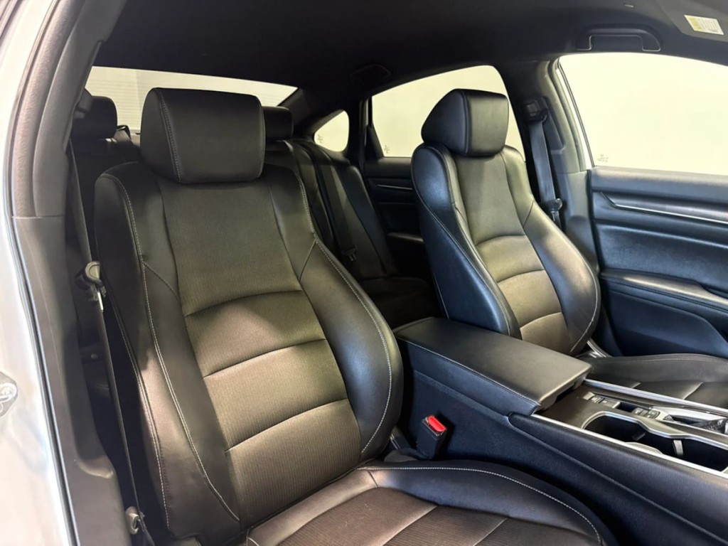 2022 Honda Accord Image 24