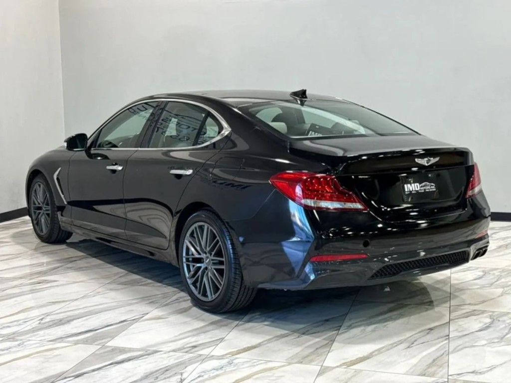 2019 Genesis G70 Image 8