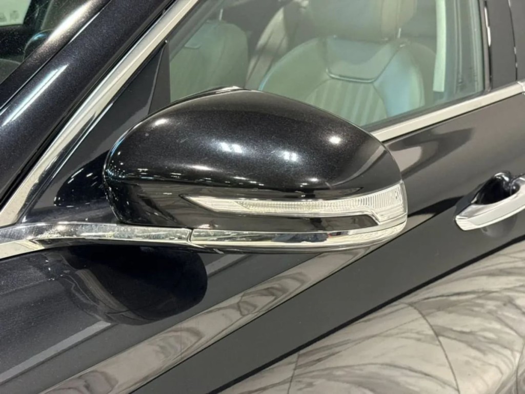 2019 Genesis G70 Image 10