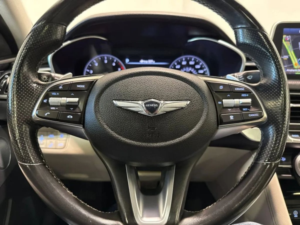 2019 Genesis G70 Image 15