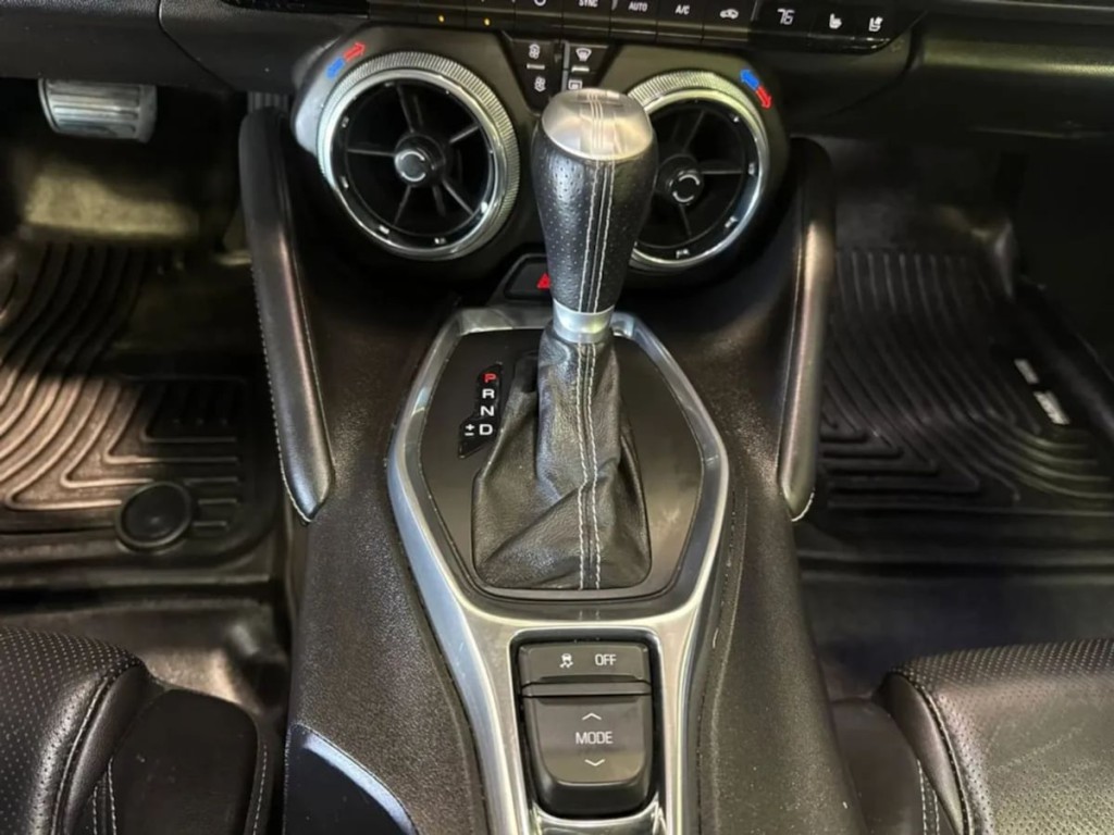 2016 Chevrolet Camaro Image 20