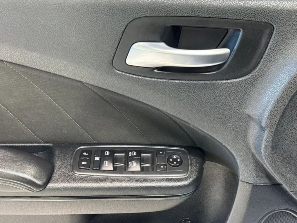 2020 Dodge Charger Image 11
