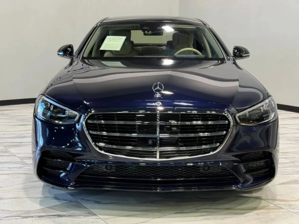 2022 Mercedes-Benz S-Class Image 3