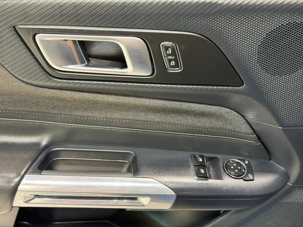 2024 Ford Mustang Image 12