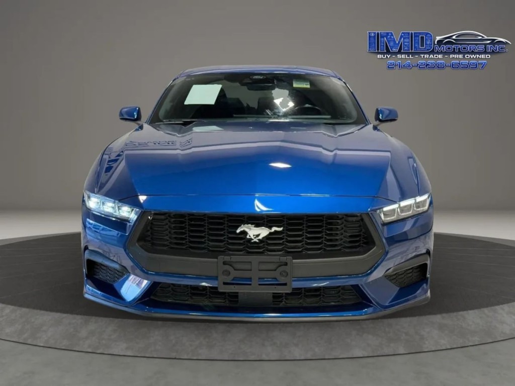2024 Ford Mustang Image 3