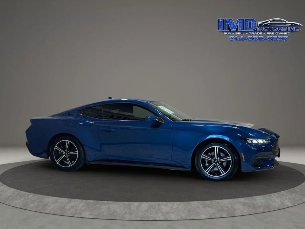 2024 Ford Mustang Image 5