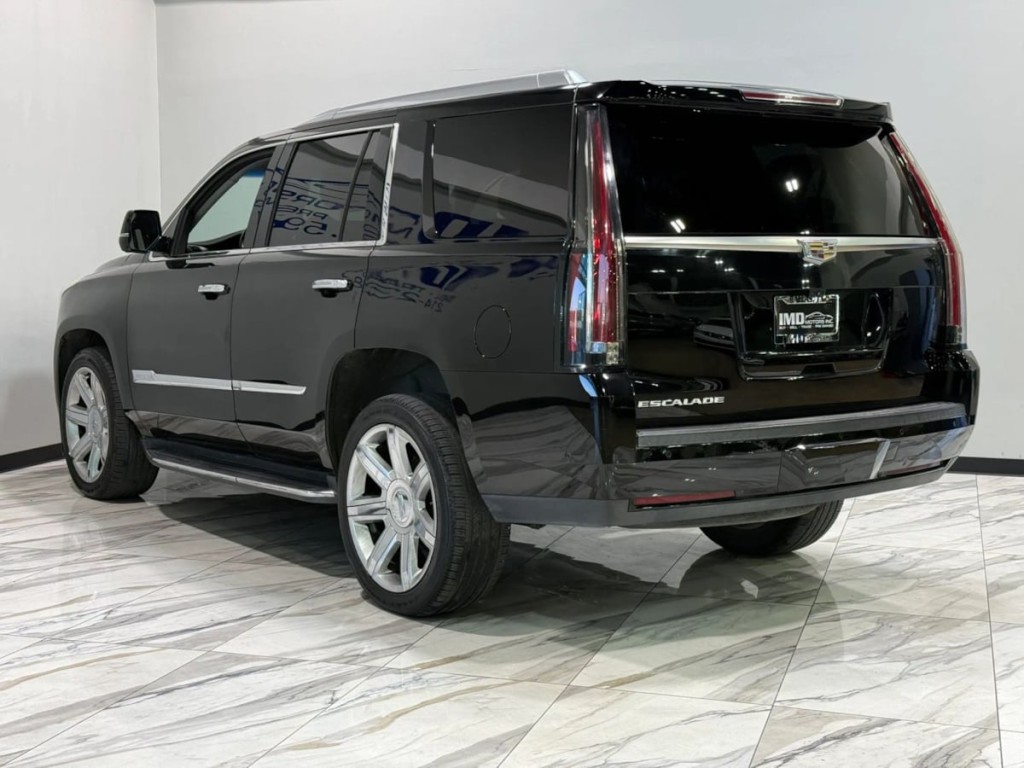 2018 Cadillac Escalade Image 8