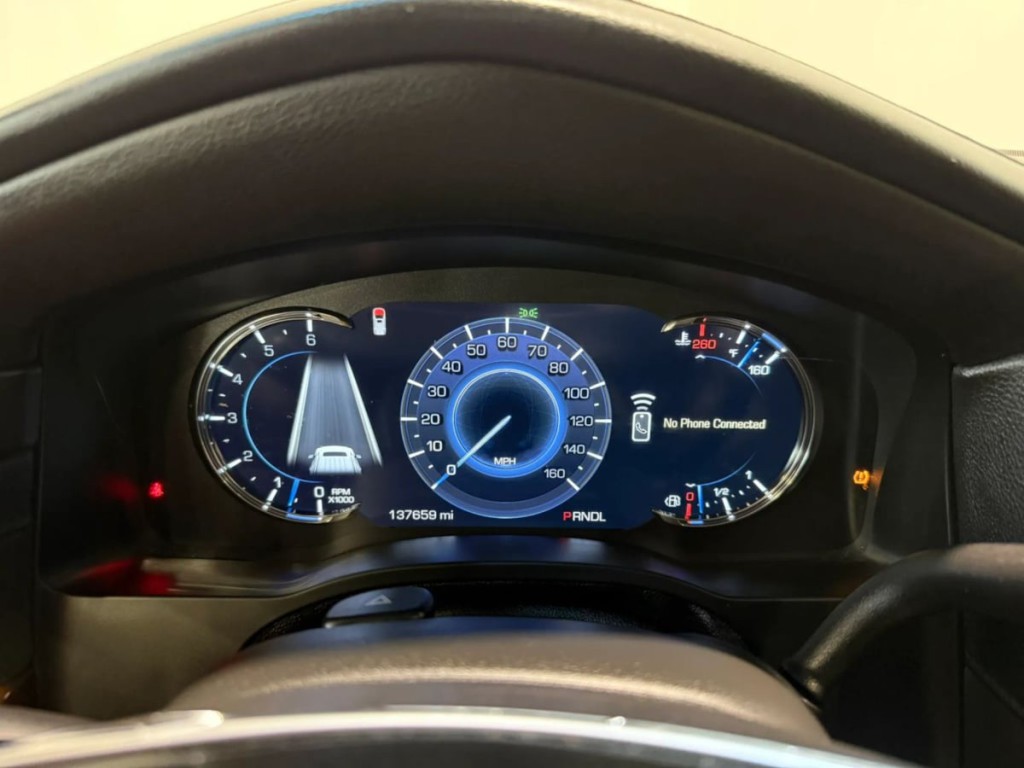 2018 Cadillac Escalade Image 17