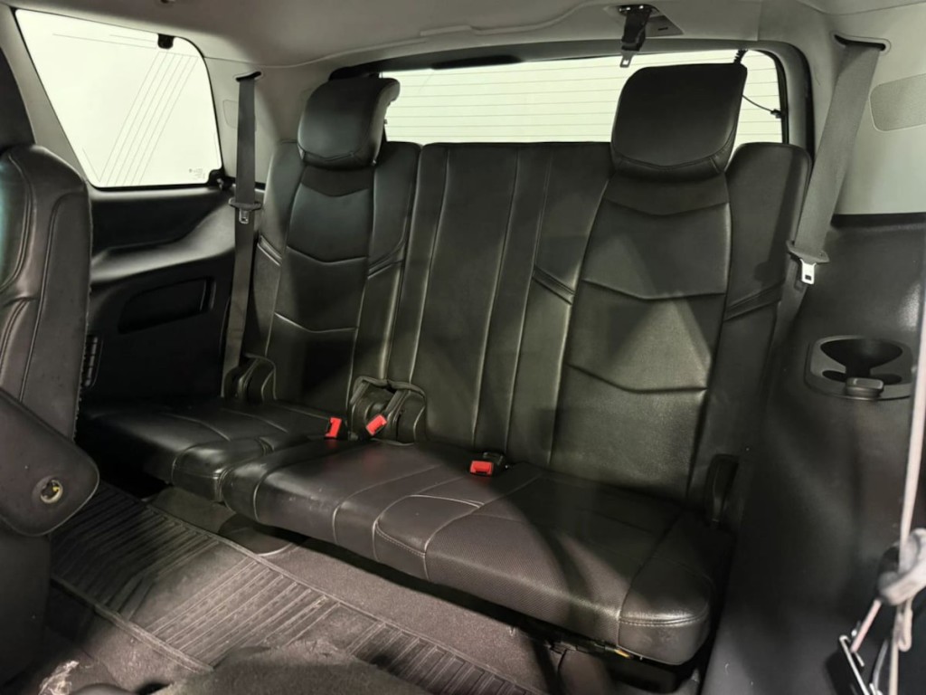 2018 Cadillac Escalade Image 25