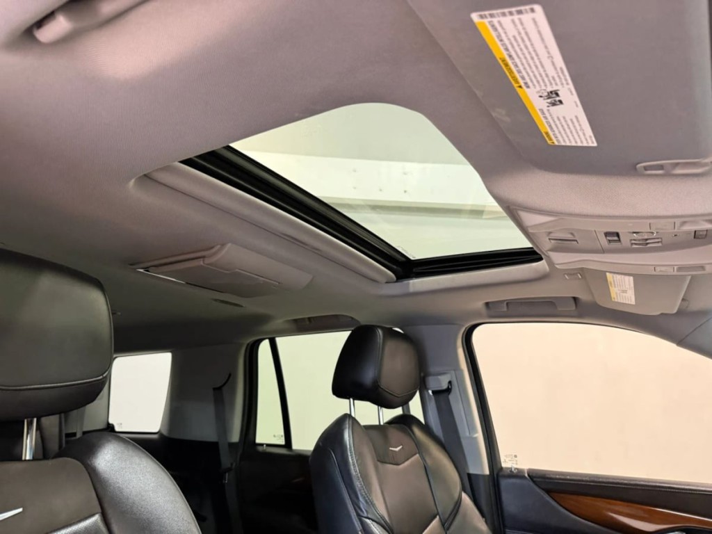 2018 Cadillac Escalade Image 28