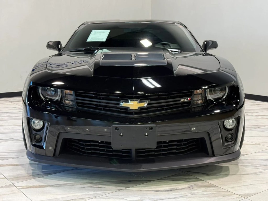 2015 Chevrolet Camaro Image 3