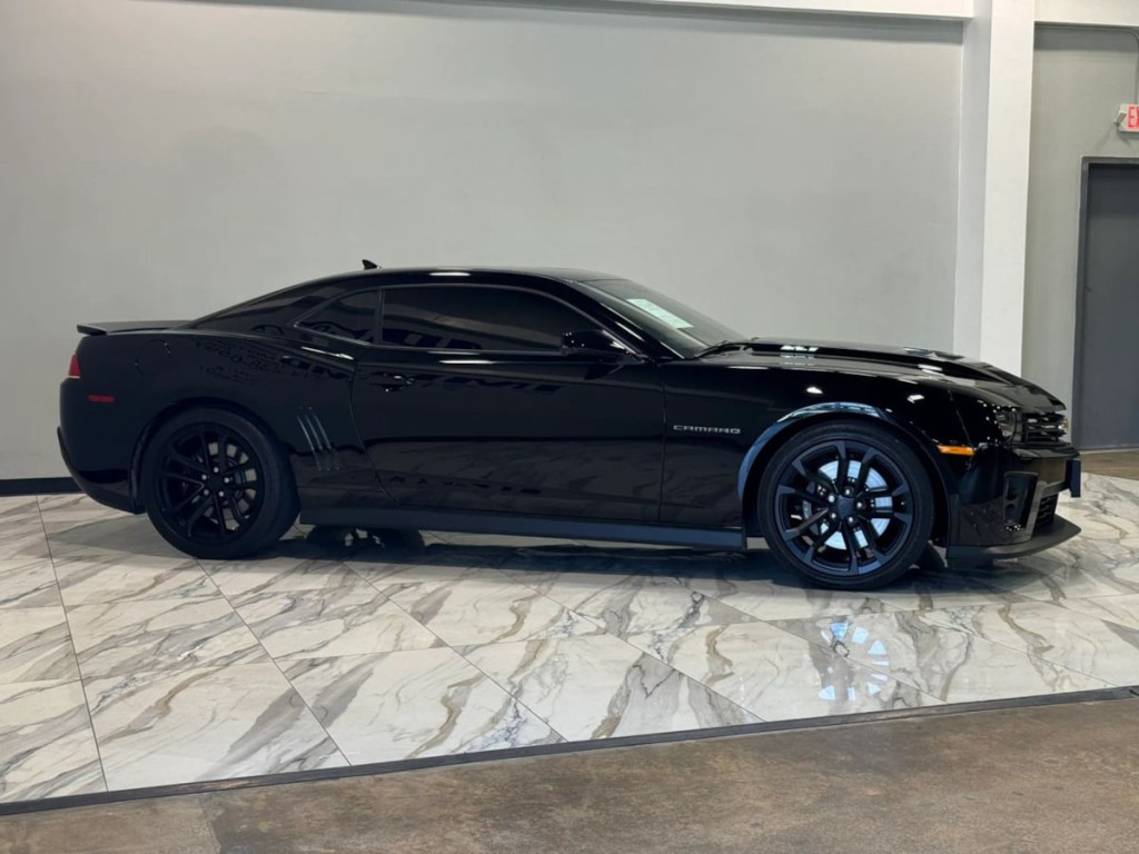 2015 Chevrolet Camaro Image 6