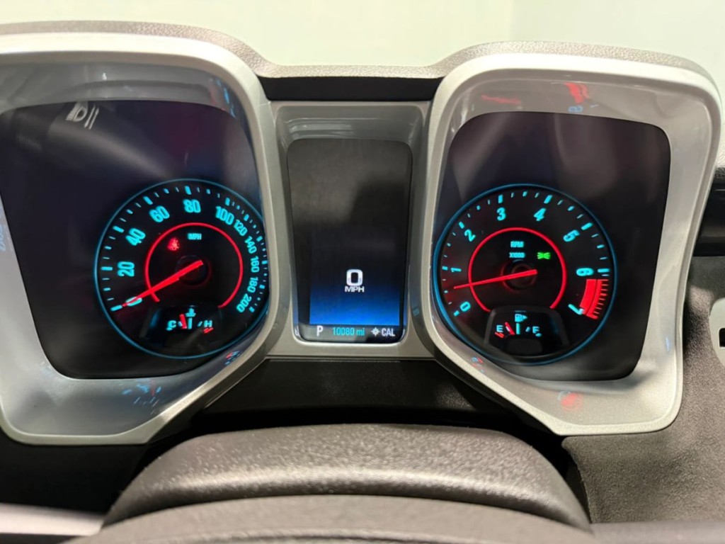 2015 Chevrolet Camaro Image 18