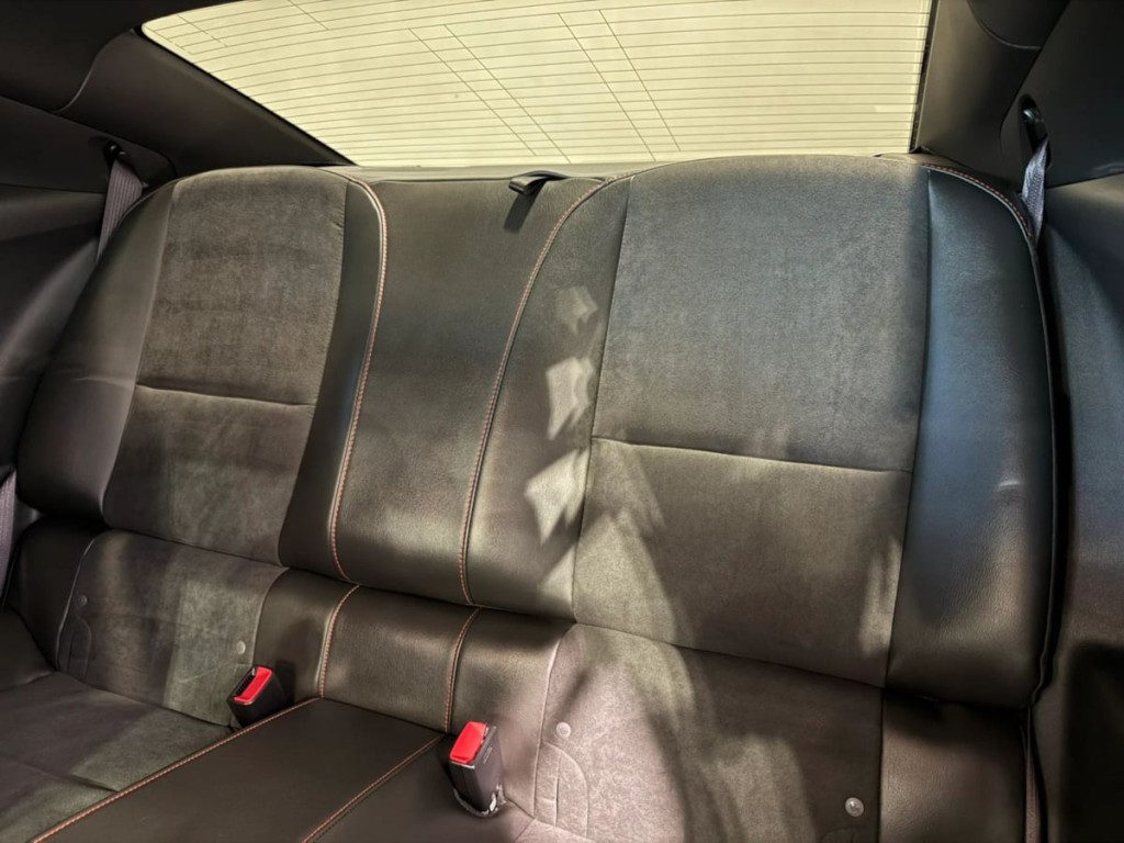 2015 Chevrolet Camaro Image 25