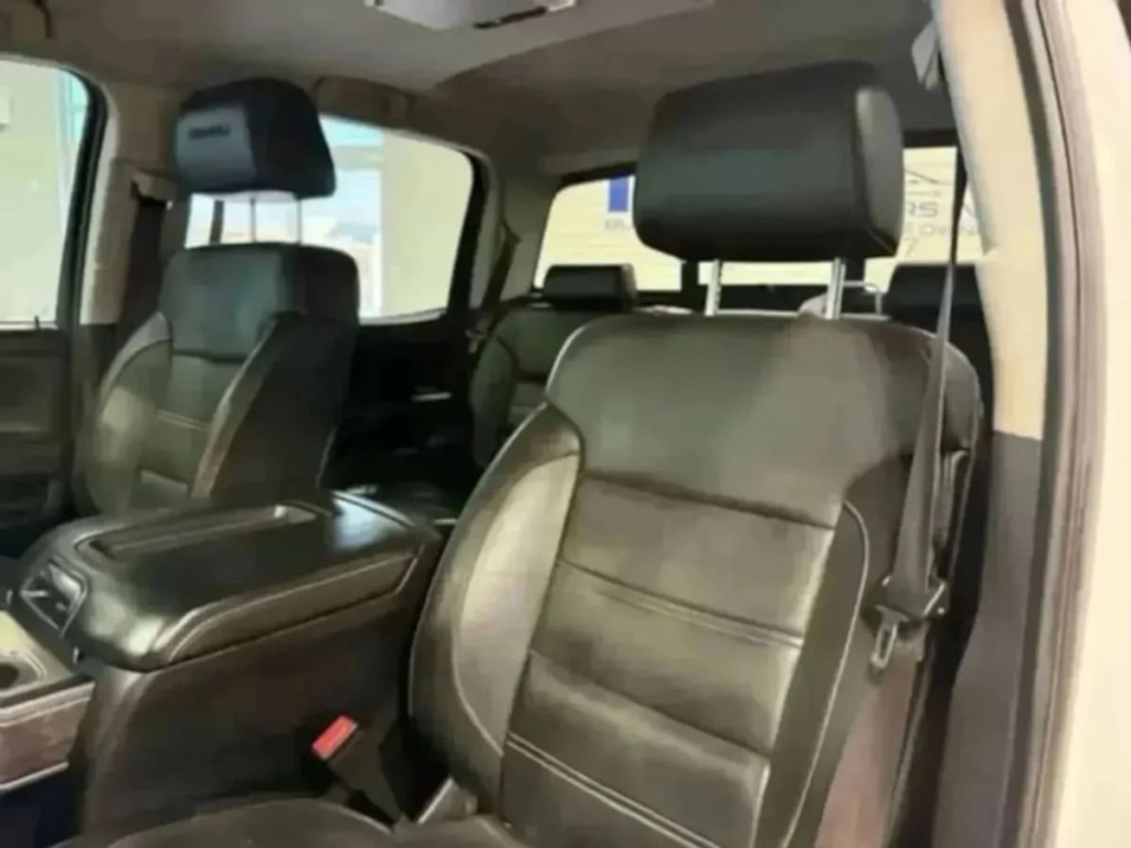 2015 GMC Sierra 2500 Image 19