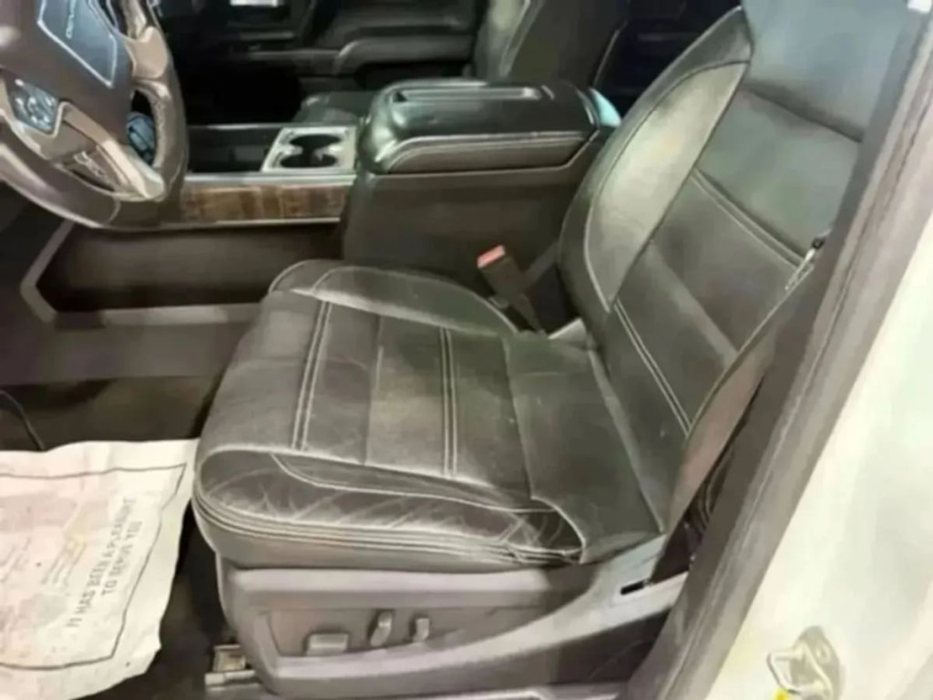 2015 GMC Sierra 2500 Image 45