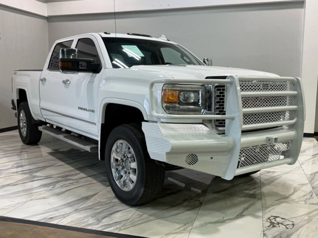 2015 GMC Sierra 2500 Image 54