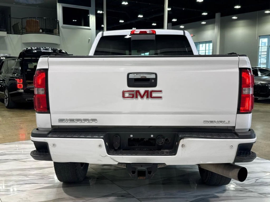2015 GMC Sierra 2500 Image 57