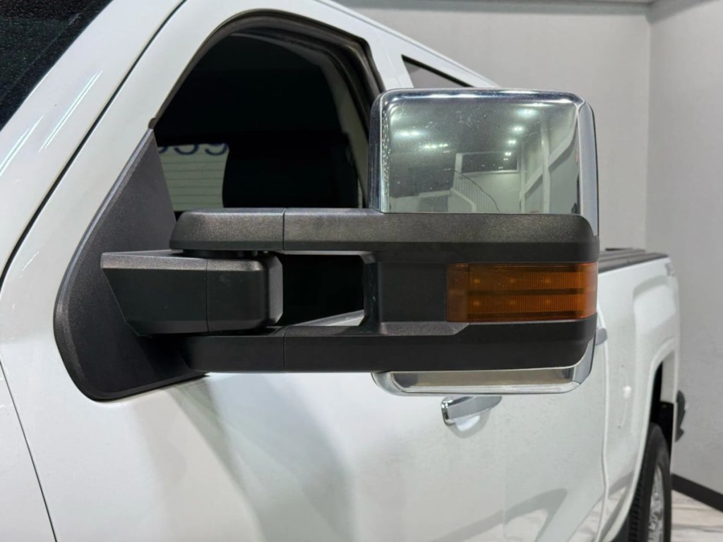 2015 GMC Sierra 2500 Image 60