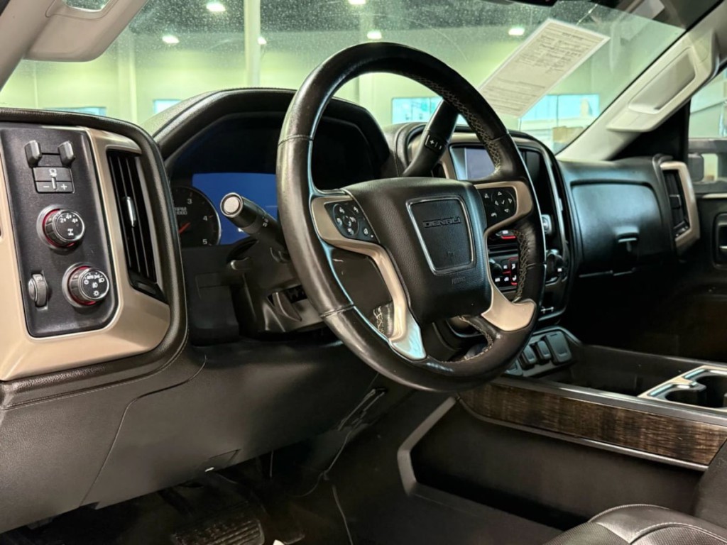2015 GMC Sierra 2500 Image 63