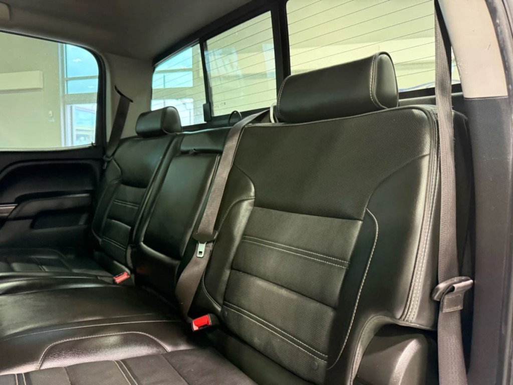 2015 GMC Sierra 2500 Image 71