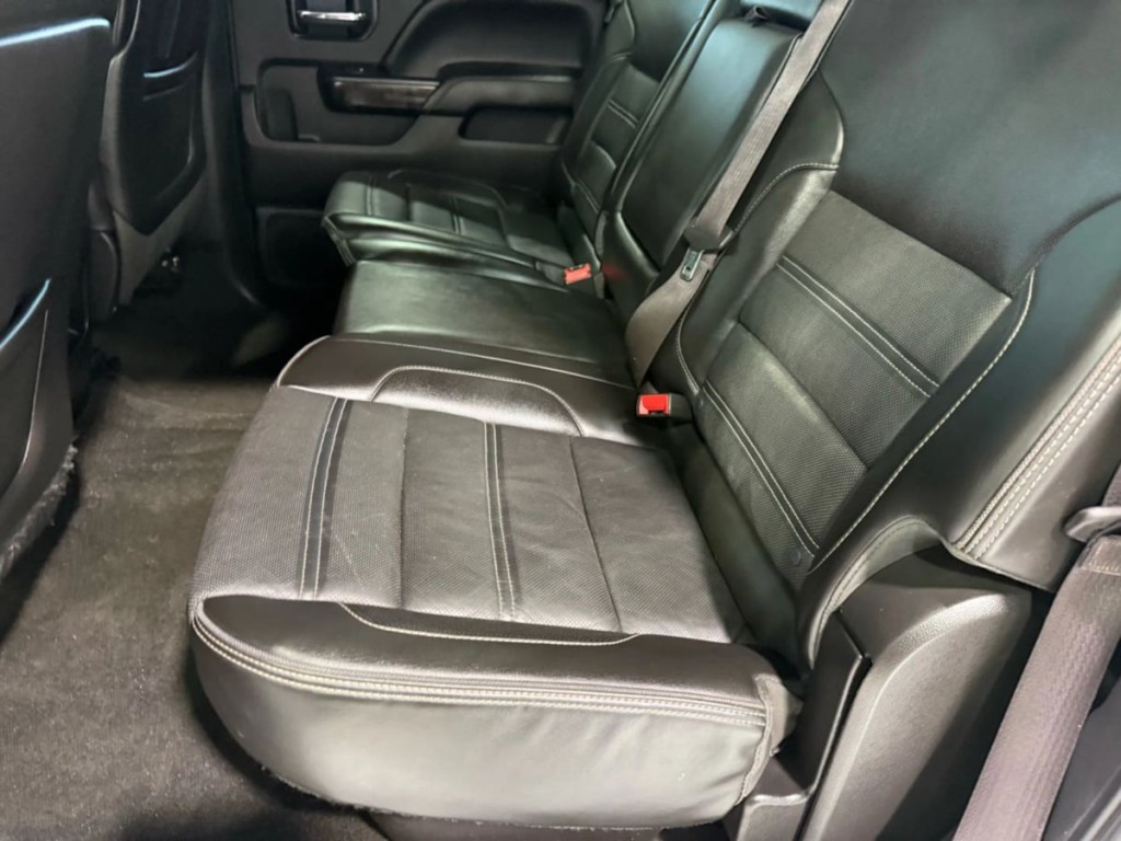 2015 GMC Sierra 2500 Image 72