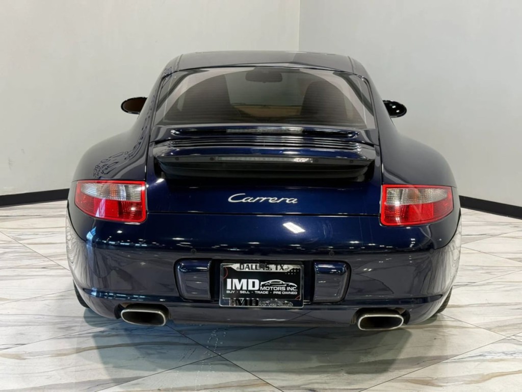 2005 Porsche 911 Image 7