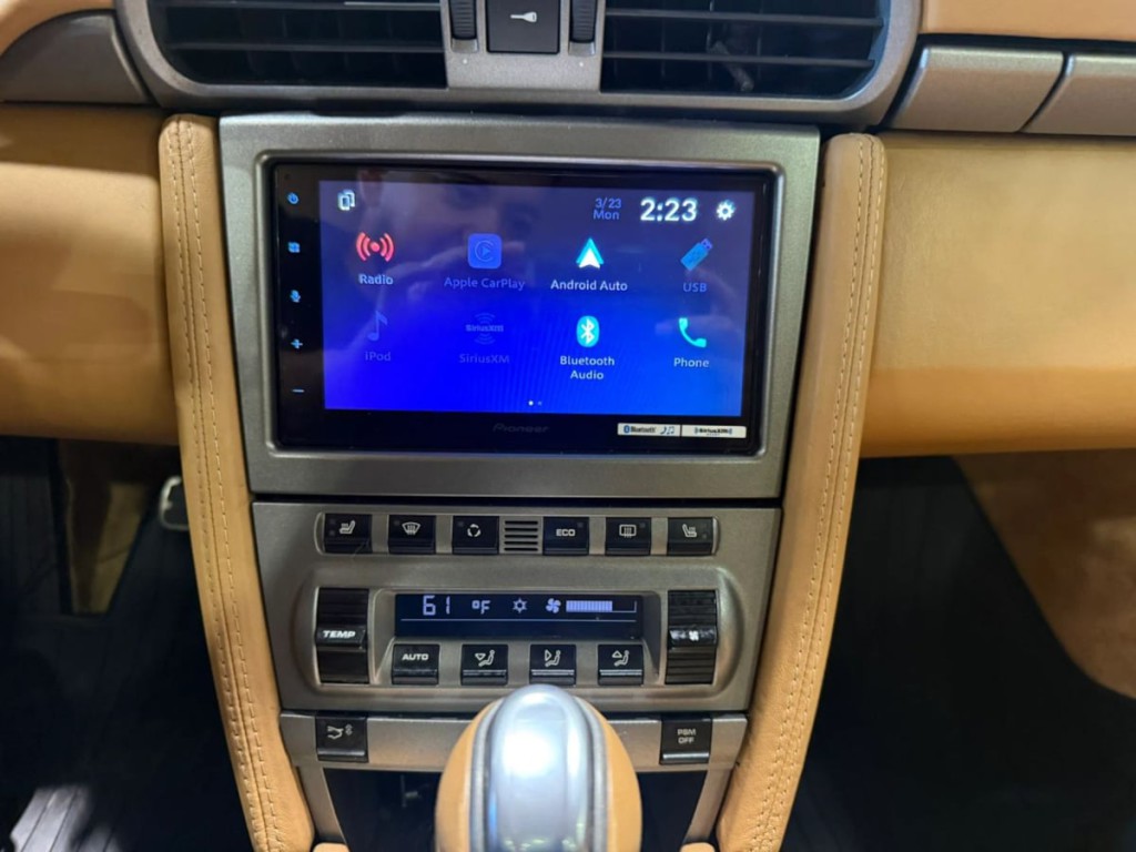 2005 Porsche 911 Image 18