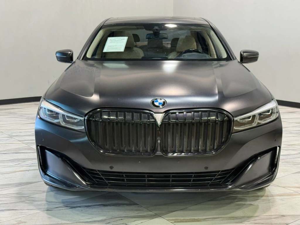 2020 BMW 7 Series Image 3