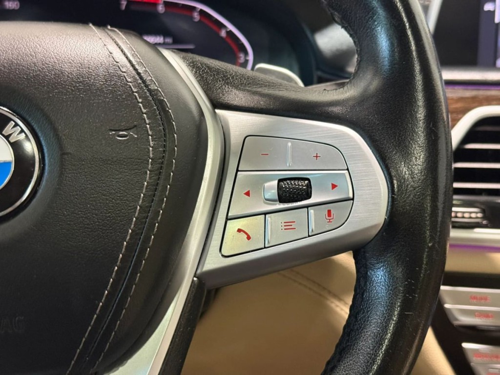 2020 BMW 7 Series Image 13