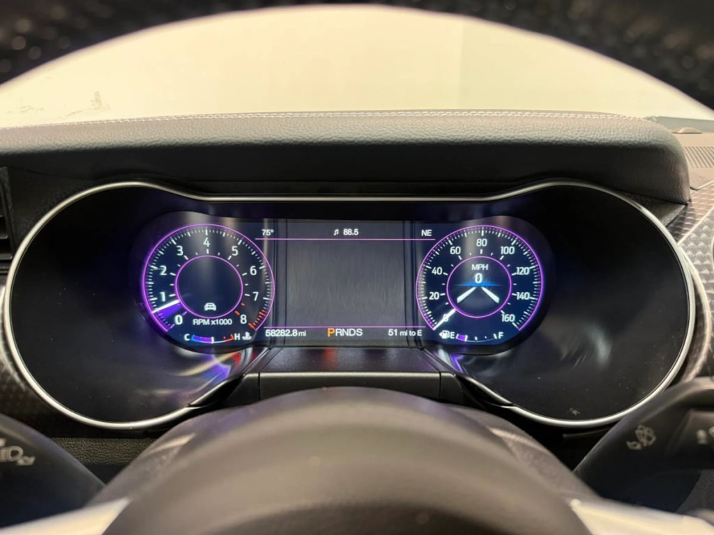 2022 Ford Mustang Image 18