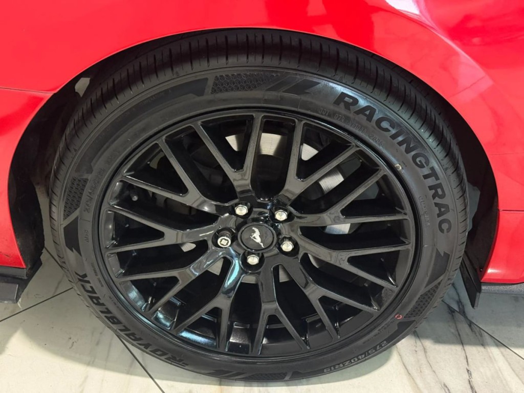 2022 Ford Mustang Image 31