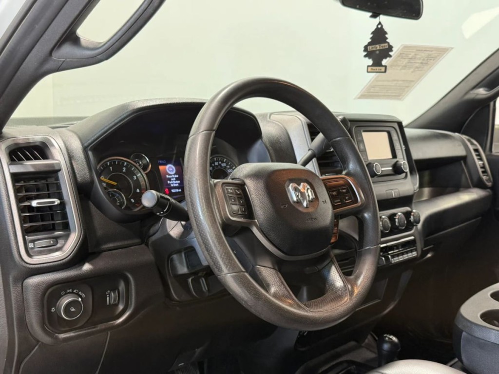 2021 RAM 3500 Image 12