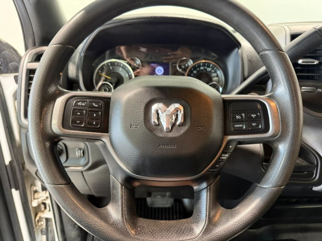 2021 RAM 3500 Image 13