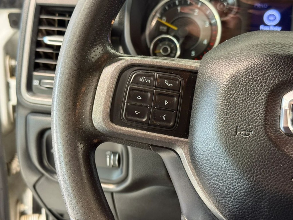 2021 RAM 3500 Image 14