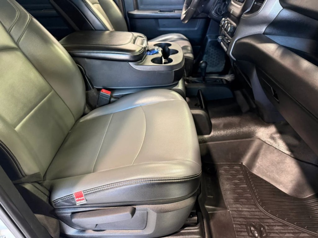 2021 RAM 3500 Image 26