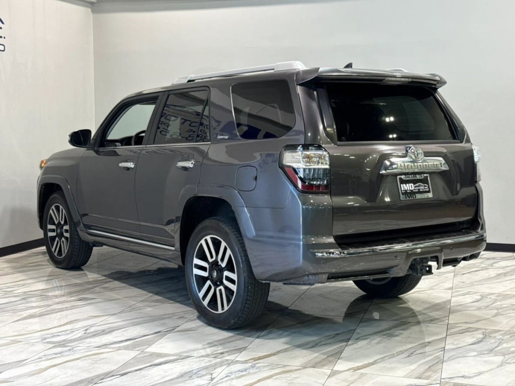 2015 Toyota 4Runner Image 8