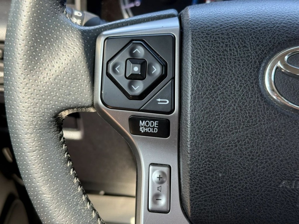 2015 Toyota 4Runner Image 14