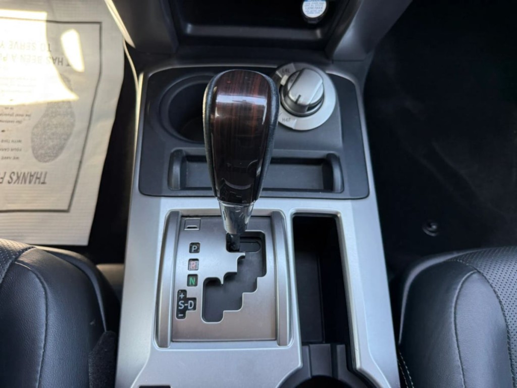 2015 Toyota 4Runner Image 20