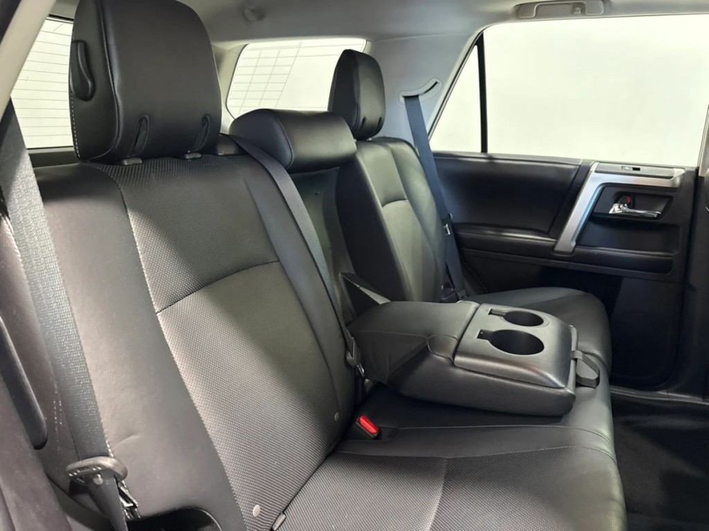 2015 Toyota 4Runner Image 29