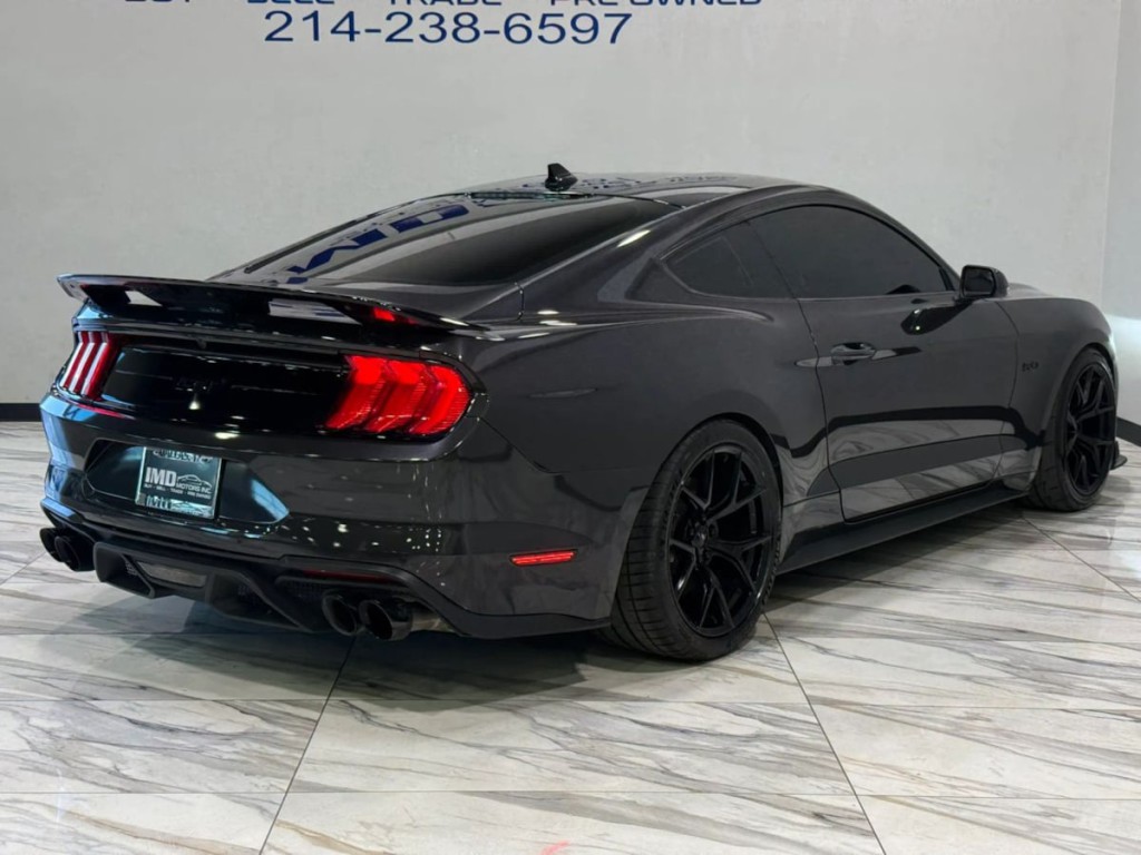 2023 Ford Mustang Image 6