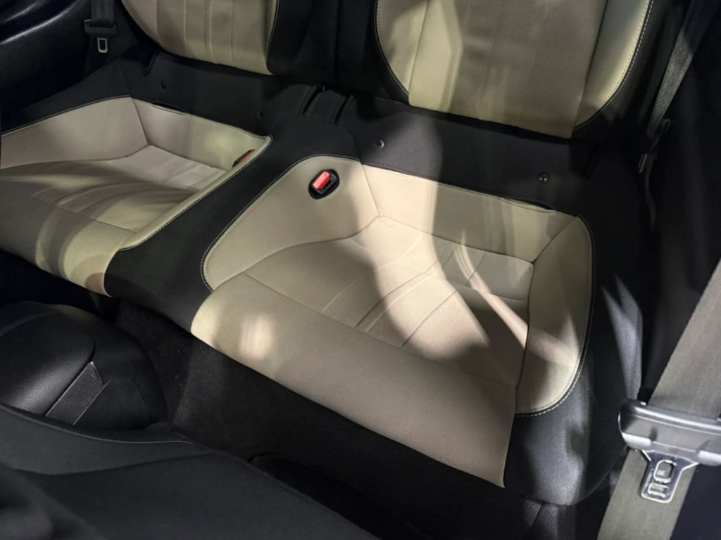 2023 Ford Mustang Image 25