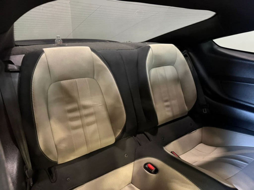 2023 Ford Mustang Image 28