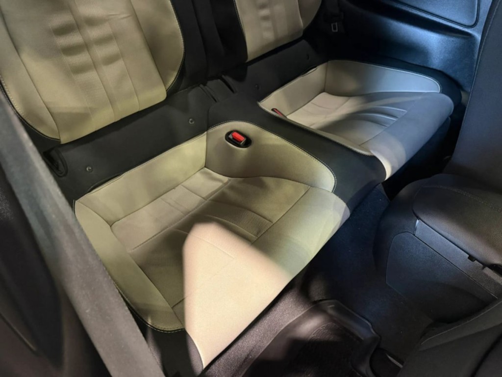 2023 Ford Mustang Image 29