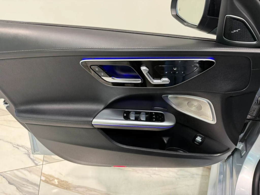 2023 Mercedes-Benz C-Class Image 12