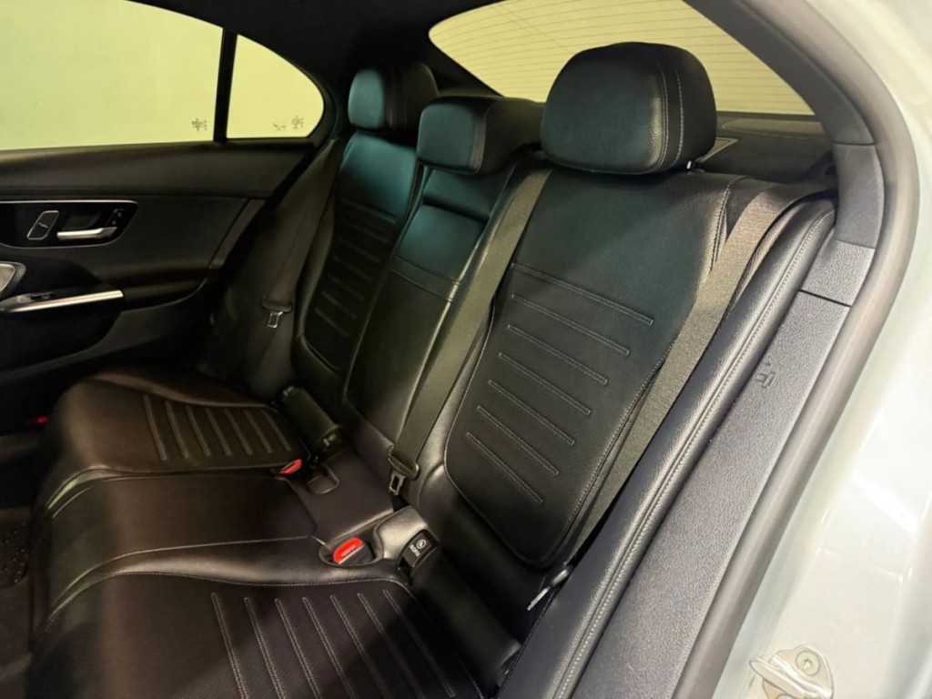2023 Mercedes-Benz C-Class Image 24