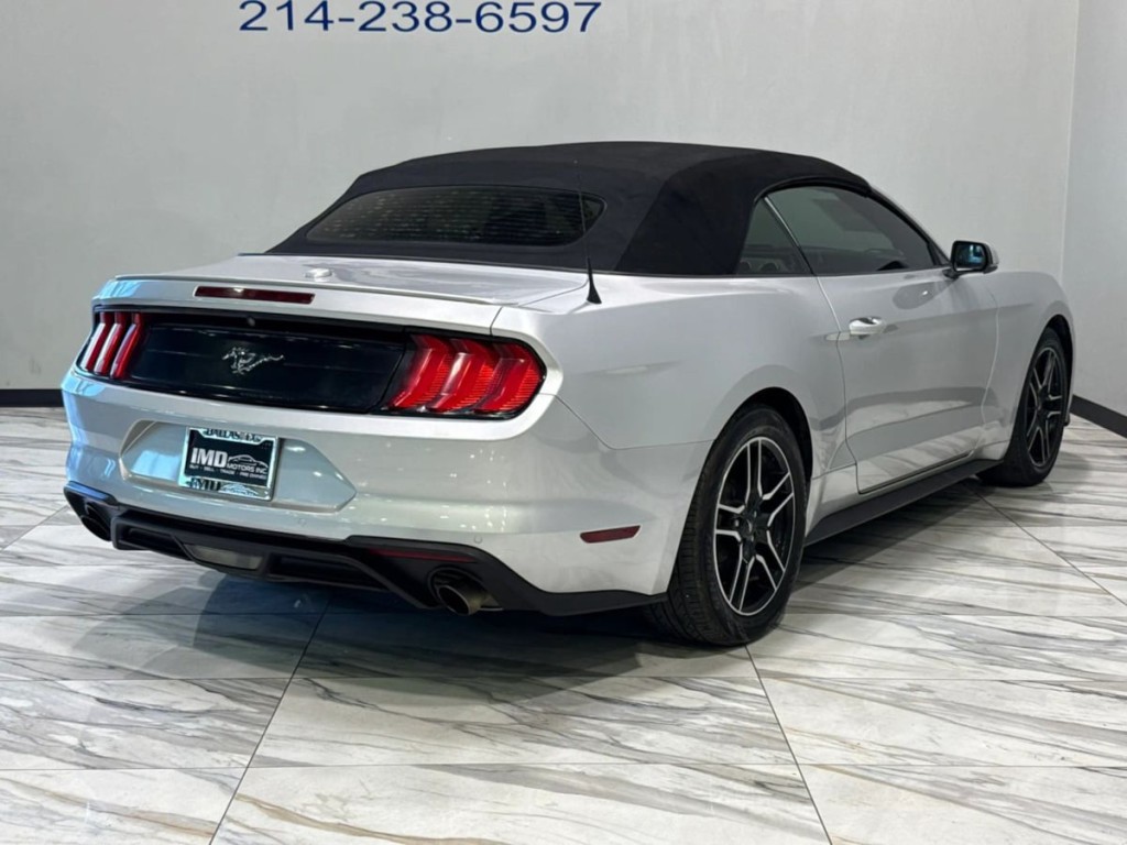 2019 Ford Mustang Image 6