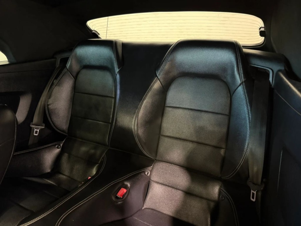 2019 Ford Mustang Image 25